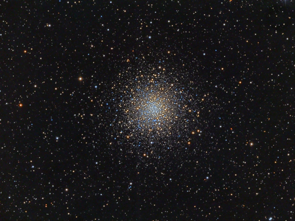 M10 - Globular Cluster in Ophiuchus